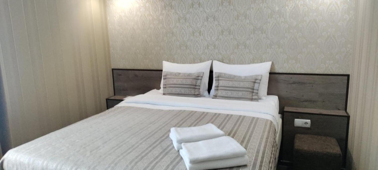 Шляпа Hotel Днепър Екстериор снимка