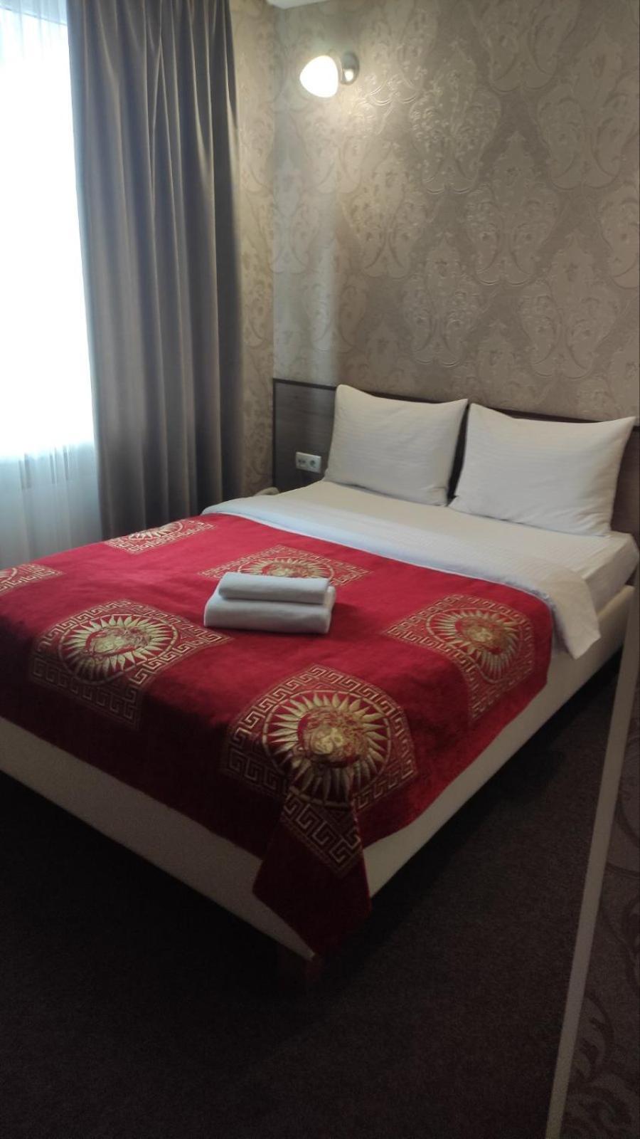 Шляпа Hotel Днепър Екстериор снимка